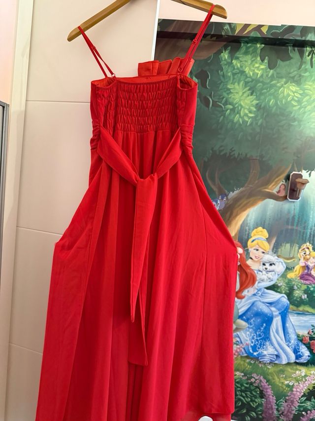 Elegante y precioso  nuevo vestido ECI solo 50