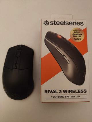 Ratón gaming Stellseries Rival 3 wireless.