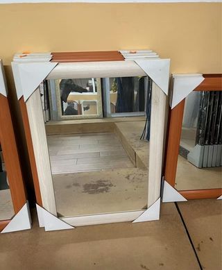 Espejo de madera para pared