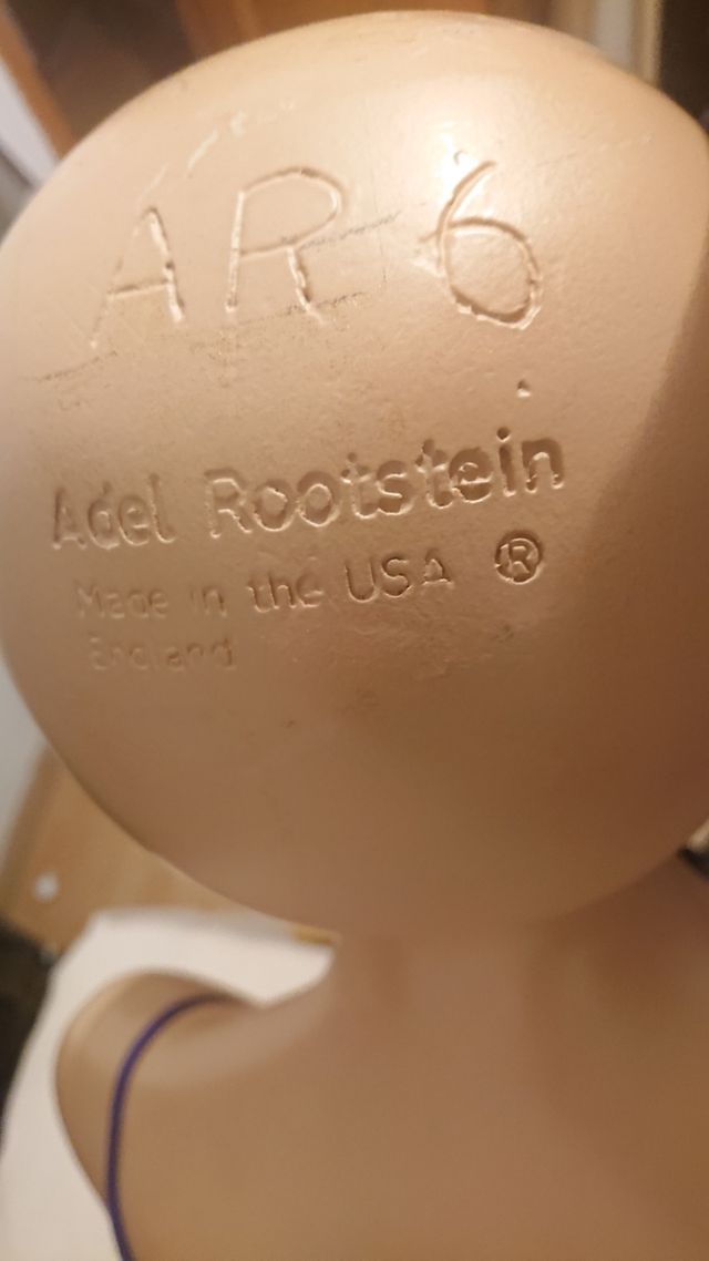 Maniquí Adel Rootstein