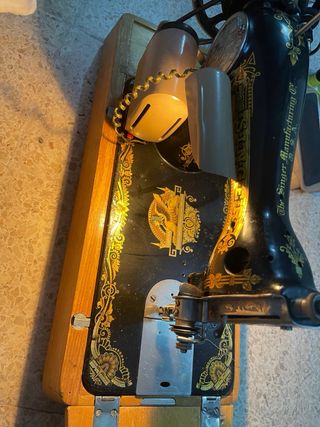 Maquina de coser singer