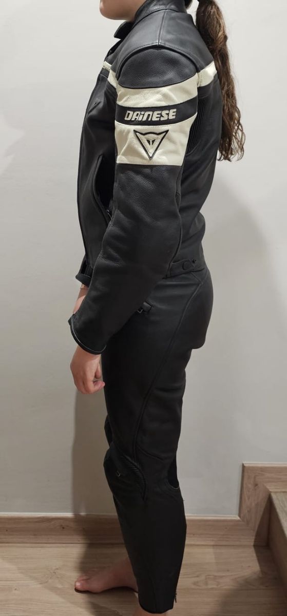 Chaqueta y pantalón Dainese