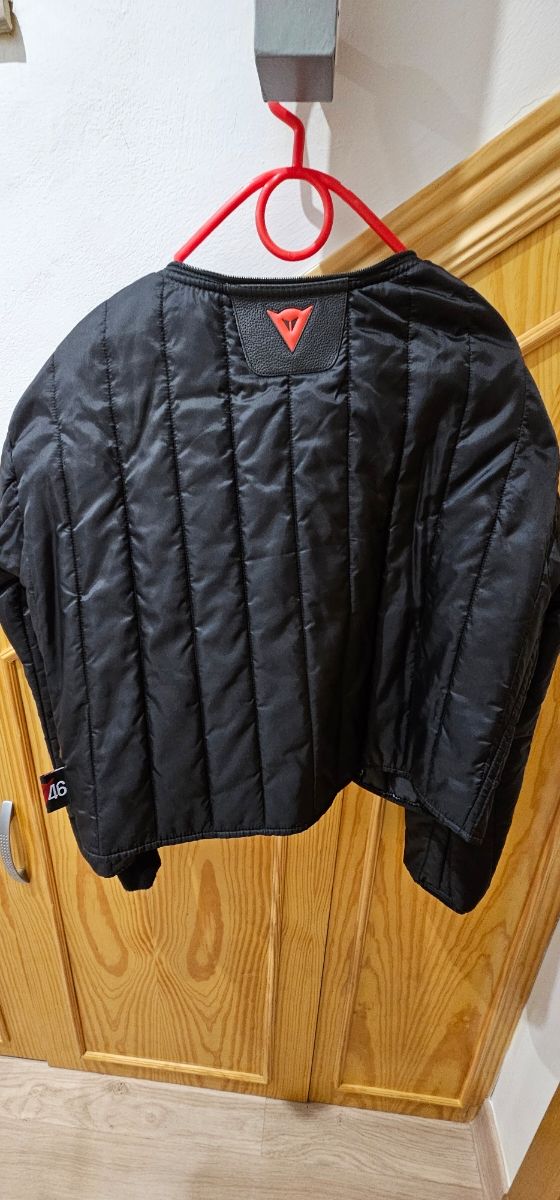 Chaqueta y pantalón Dainese