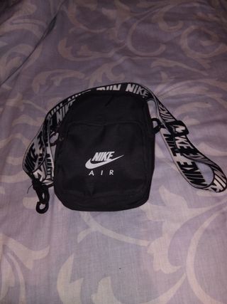 Riñonera nike