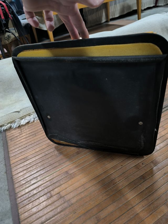 Maquina de escribir antigua