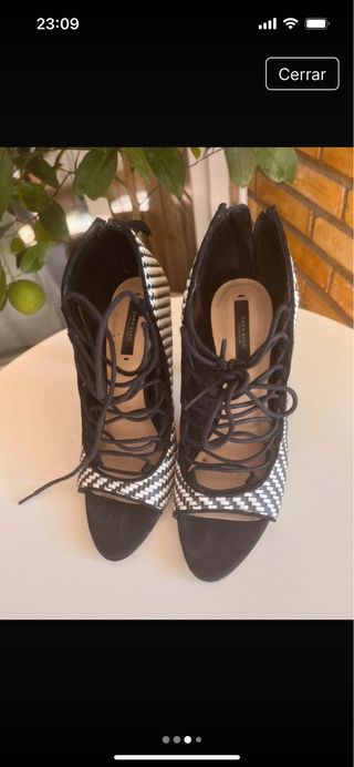 Zapato Zara blanco y negro
