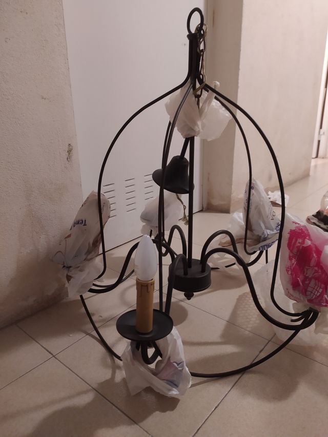 Lampara de hierro forjado 