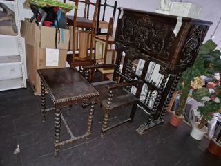Bargueño más silla y mesa