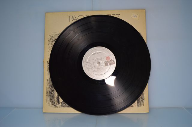 Paco Ibañez – A Flor De Tiempo