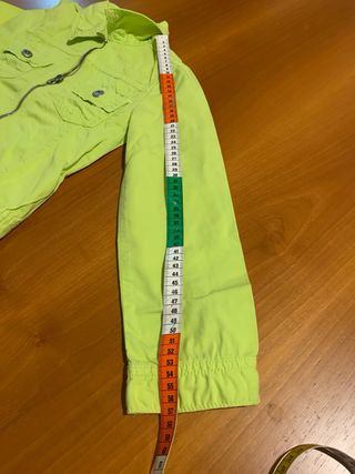 Giubbino bimba   United Colors of Benetton.