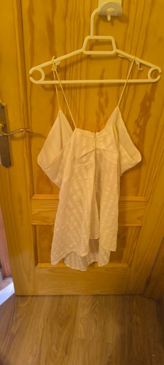 Top de zara casi nuevo 