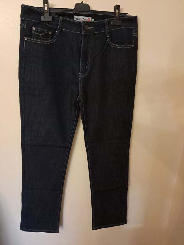 Pantalón vaquero de mujer. Sin estrenar