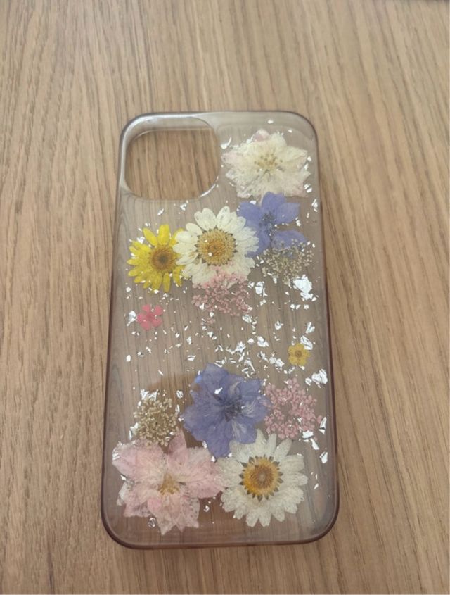 Cover iphone 13 fiori essiccati
