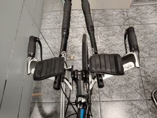 BICICLETA TRIATLON BH AERO RC