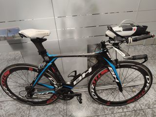 BICICLETA TRIATLON BH AERO RC