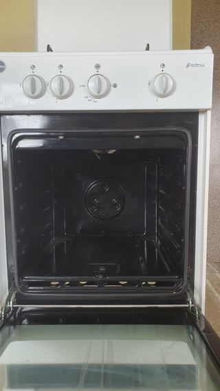 Cocina y horno Edesa gas Natural