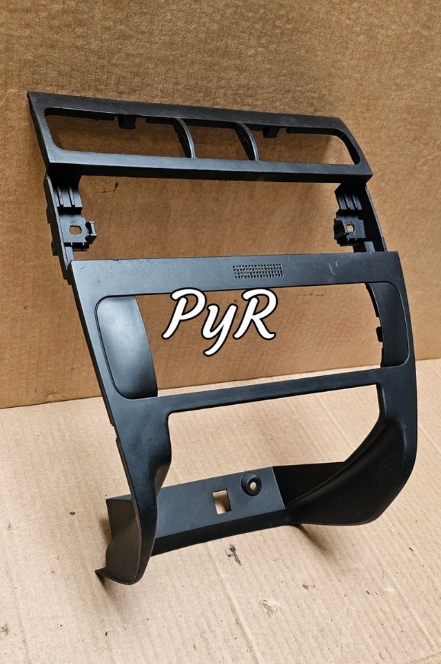 Embellecedor consola Leon Cupra 1m