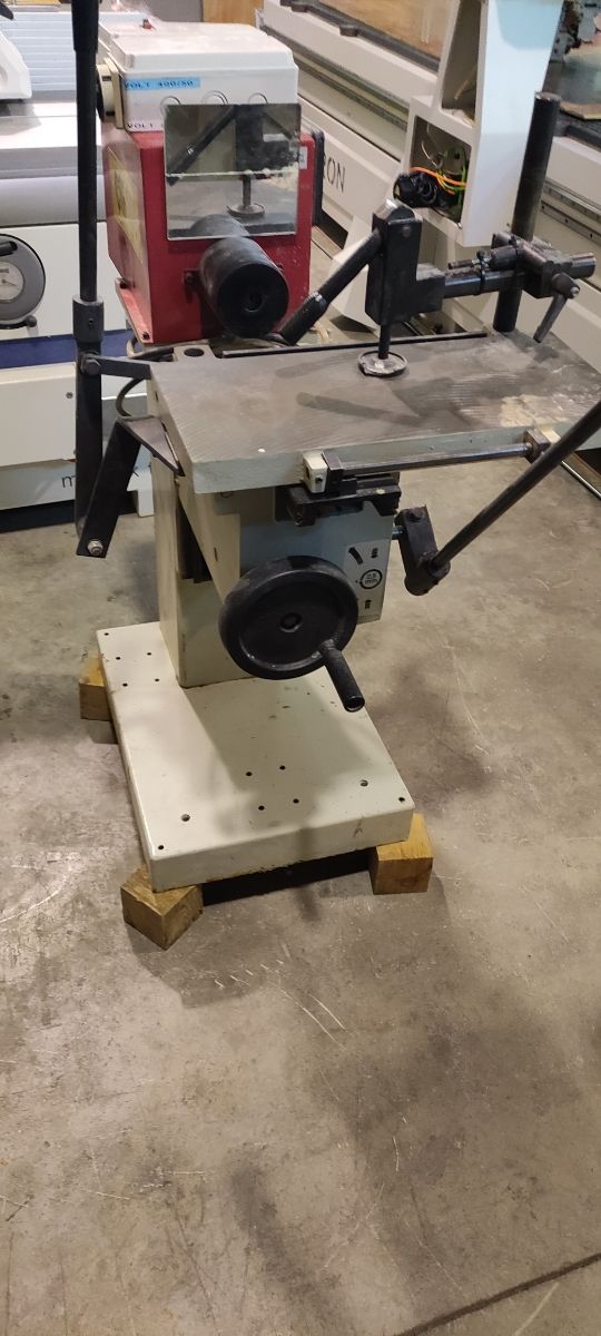 TALADRO ESCLOPEADORA