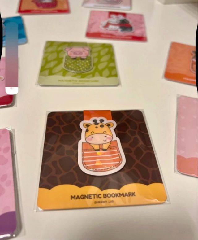 Segnalibro magnetico con giraffa