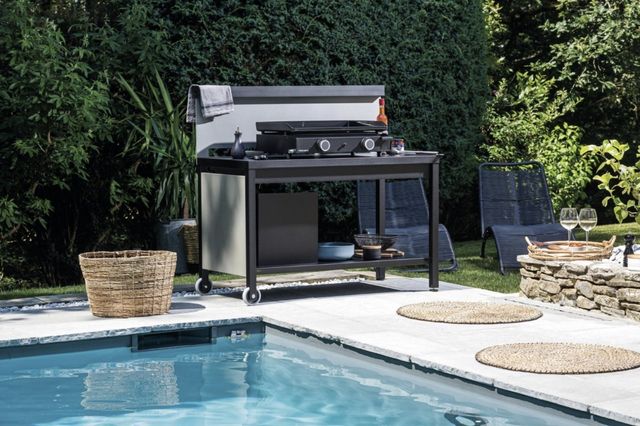 Mesa acero con aparador abierto y ruedas