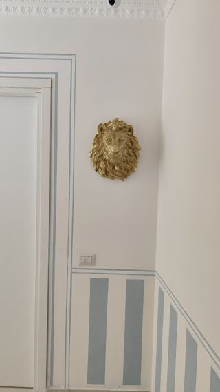 Testa leone da parete oro trofeo lion's dold