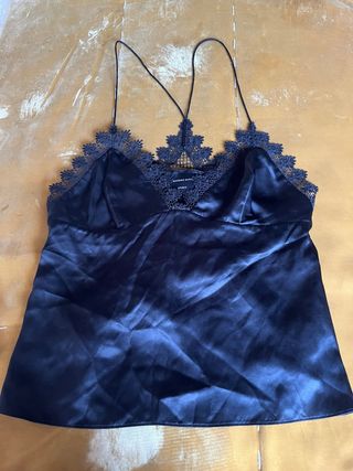 Top lencero Massimo Dutti a estrenar