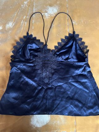 Top lencero Massimo Dutti a estrenar