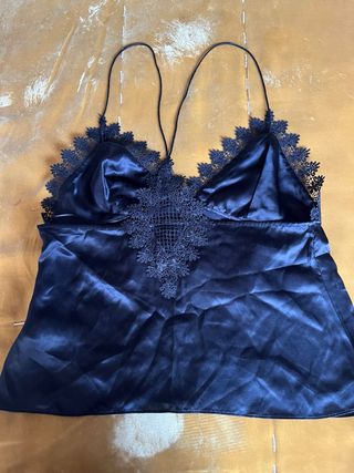 Top lencero Massimo Dutti a estrenar