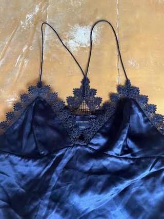 Top lencero Massimo Dutti a estrenar