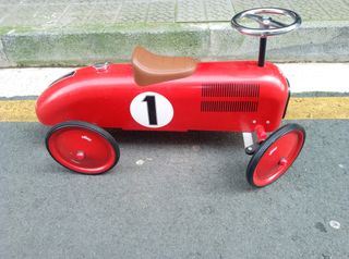 Aston Martin vintage  2016