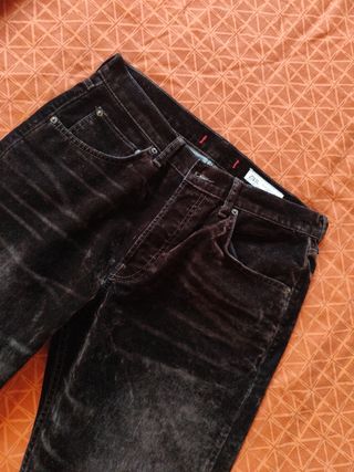 Pantalón chocolate zara