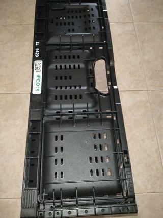Caja de plástico plegable