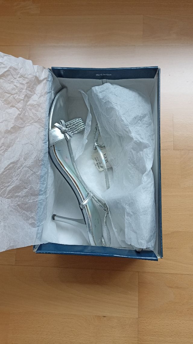 Sandalias de tacón comodísimas núm 40