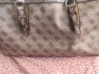 Bolso guess