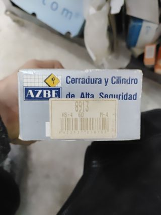 Cerradura y cilindro de seguridad AZBE