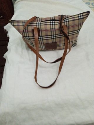Bolso dedos asas