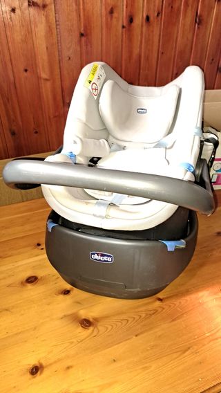 Ovetto per auto e trasporto  a piedi.