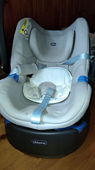 Ovetto per auto e trasporto  a piedi.