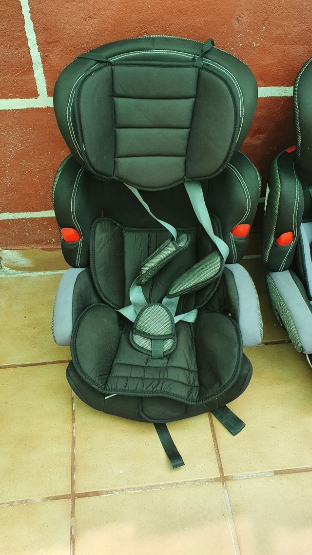 Silla para bebés. De coche.