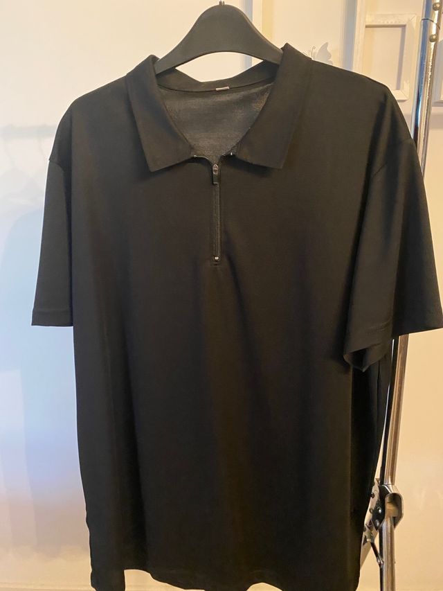 6 peças de vestuário de marca