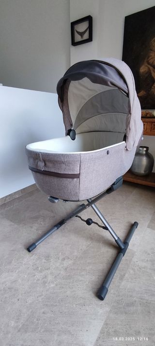Cuna para coche y casa de INGLESINA