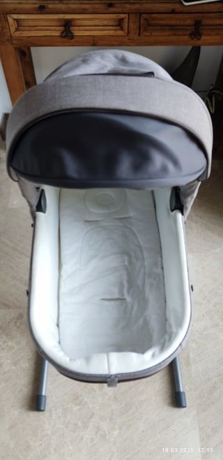 Cuna para coche y casa de INGLESINA