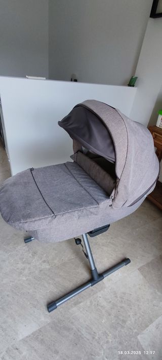 Cuna para coche y casa de INGLESINA