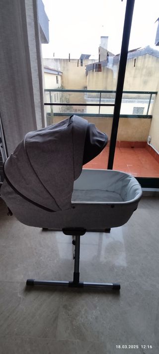 Cuna para coche y casa de INGLESINA