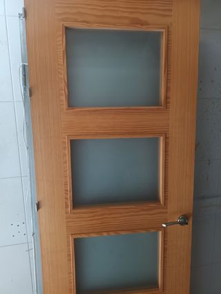 Puerta de interior.