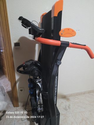 Cinta de correr con masajeador