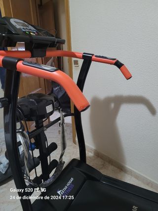 Cinta de correr con masajeador