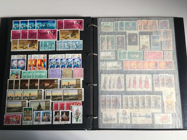 Anelli per album e francobolli della Repubblica tedesca.