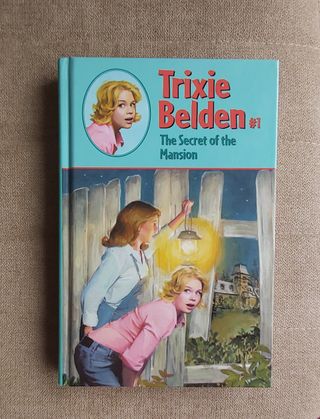 Libro Trixie Belden en inglés