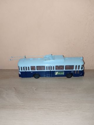 Autobús Chausson Vetra APV 1:43